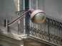  lampadaire ancien sur façade d'immeuble